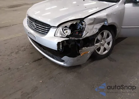 2008 Kia Optima Lx z USA, uszkodzony, nr VIN KNAGE123885218048